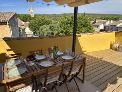Authentic French townhouse with a large private rooftop terrace in the heart of Provence